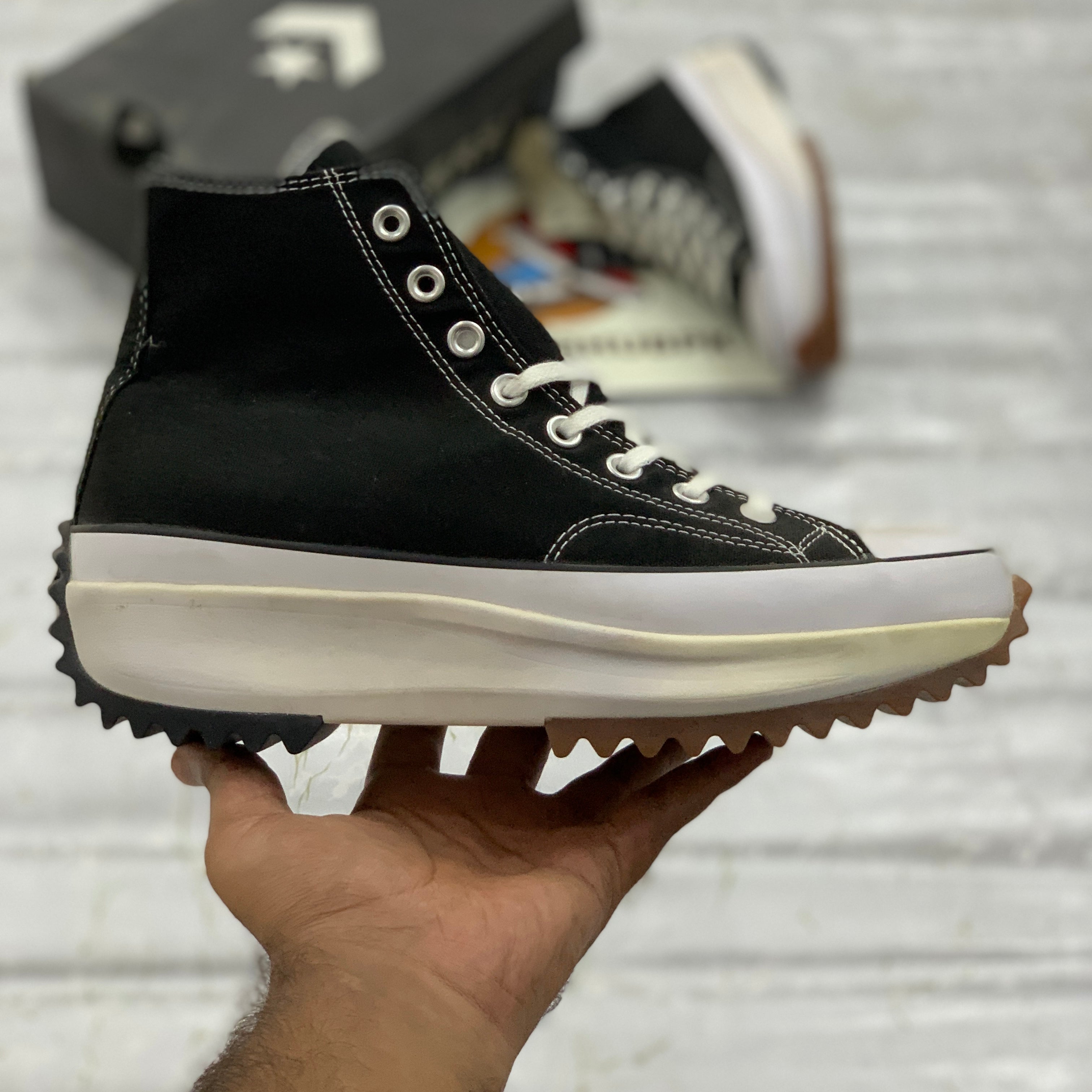 Converrsse Run Star Hike Platform Premium Batch