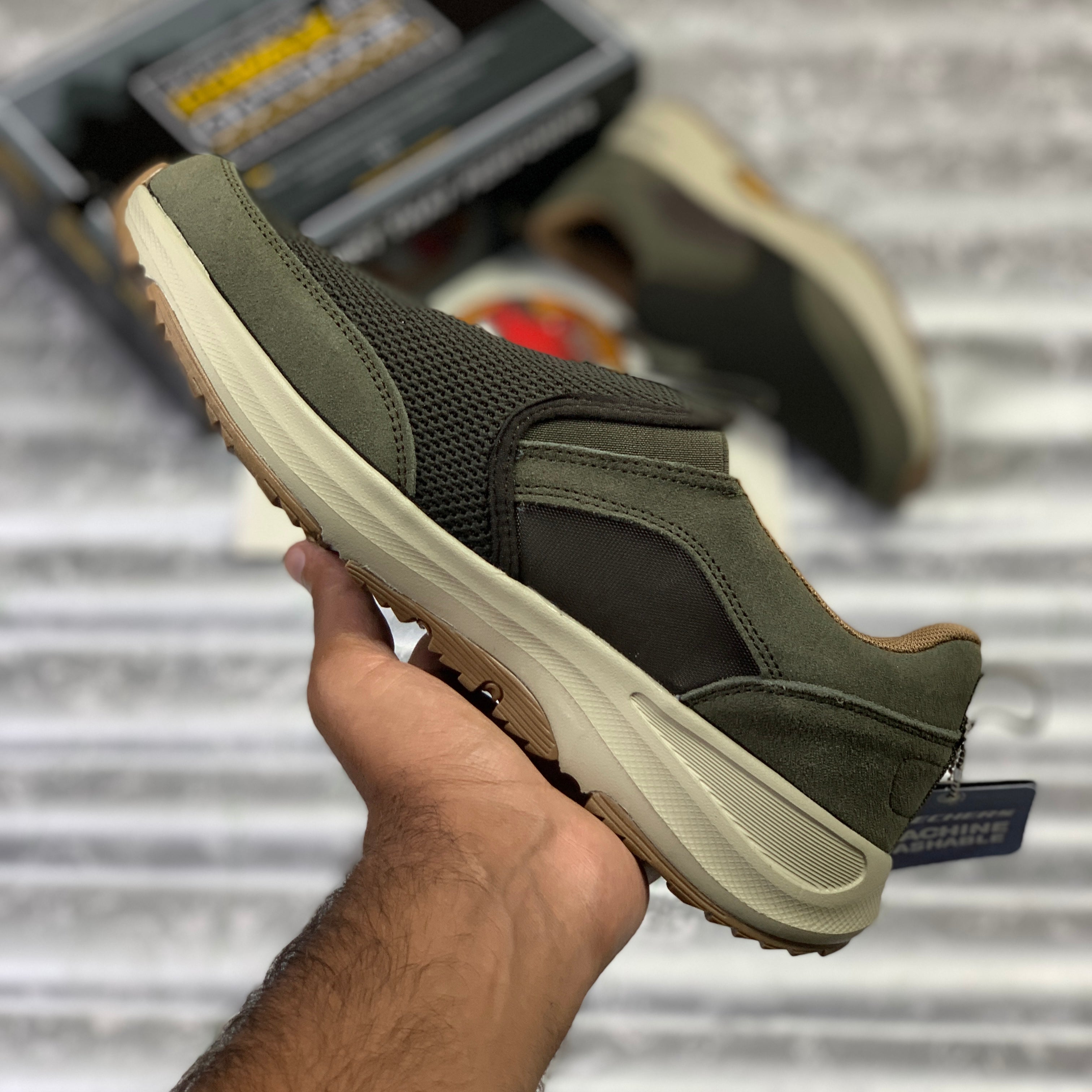 Skecherrs GoWalk Outdoor Slip-In "Nature Brown"