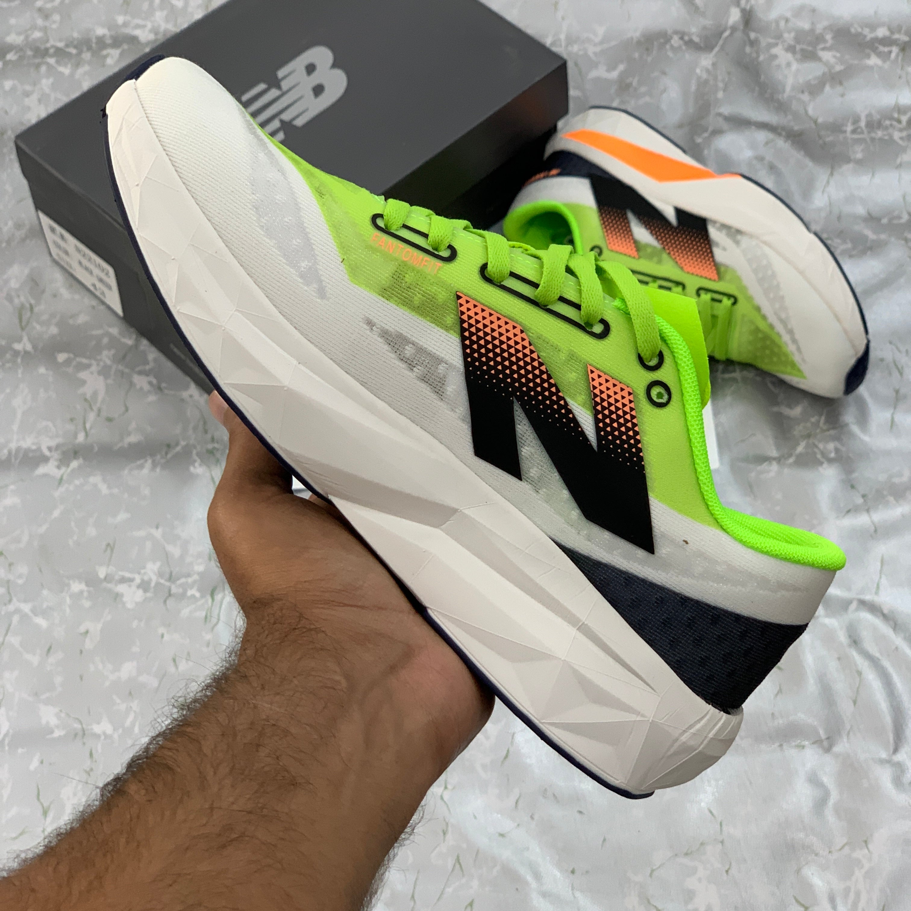 NB Rebell V4 Neon/Orange