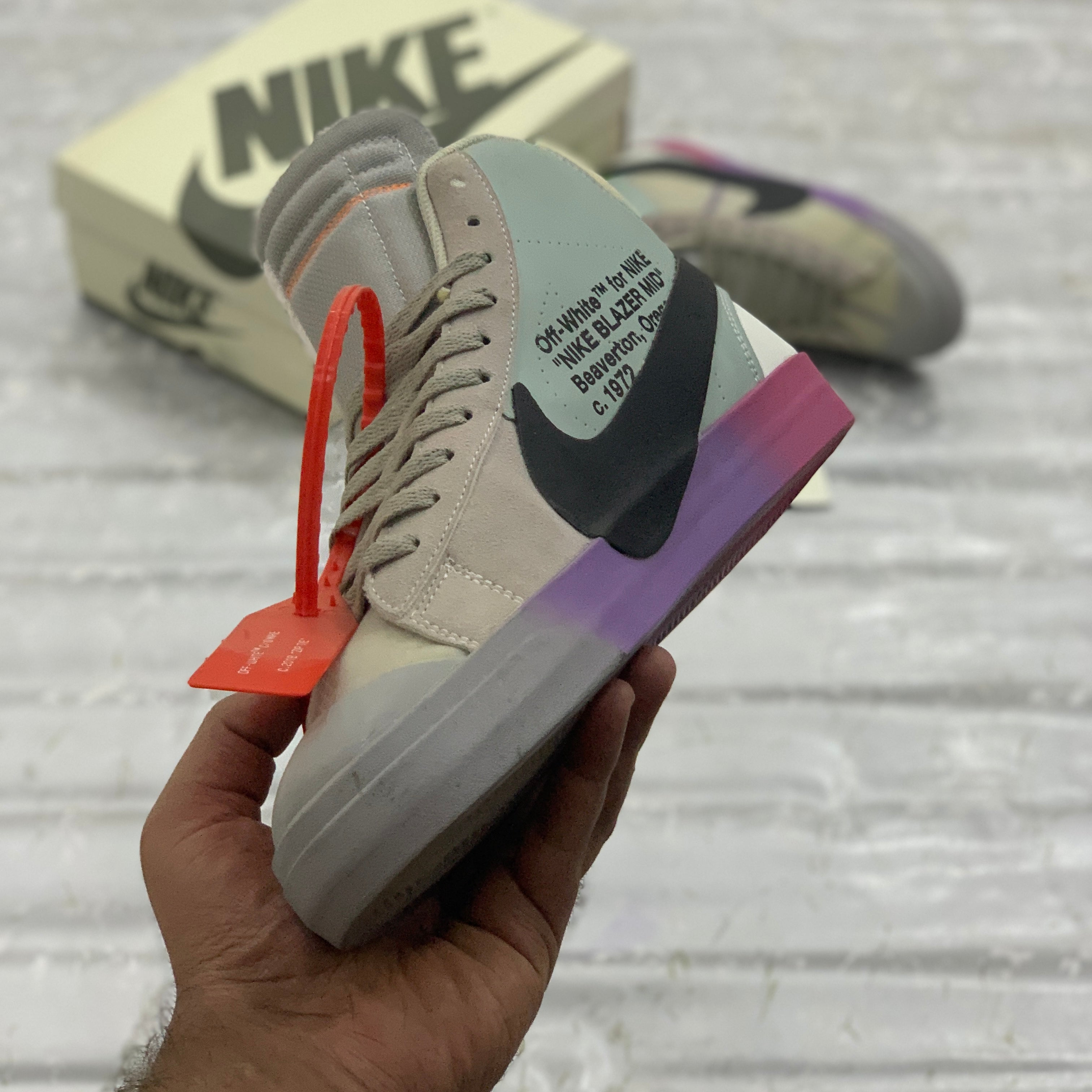 NK Blazzer X off-white Serena