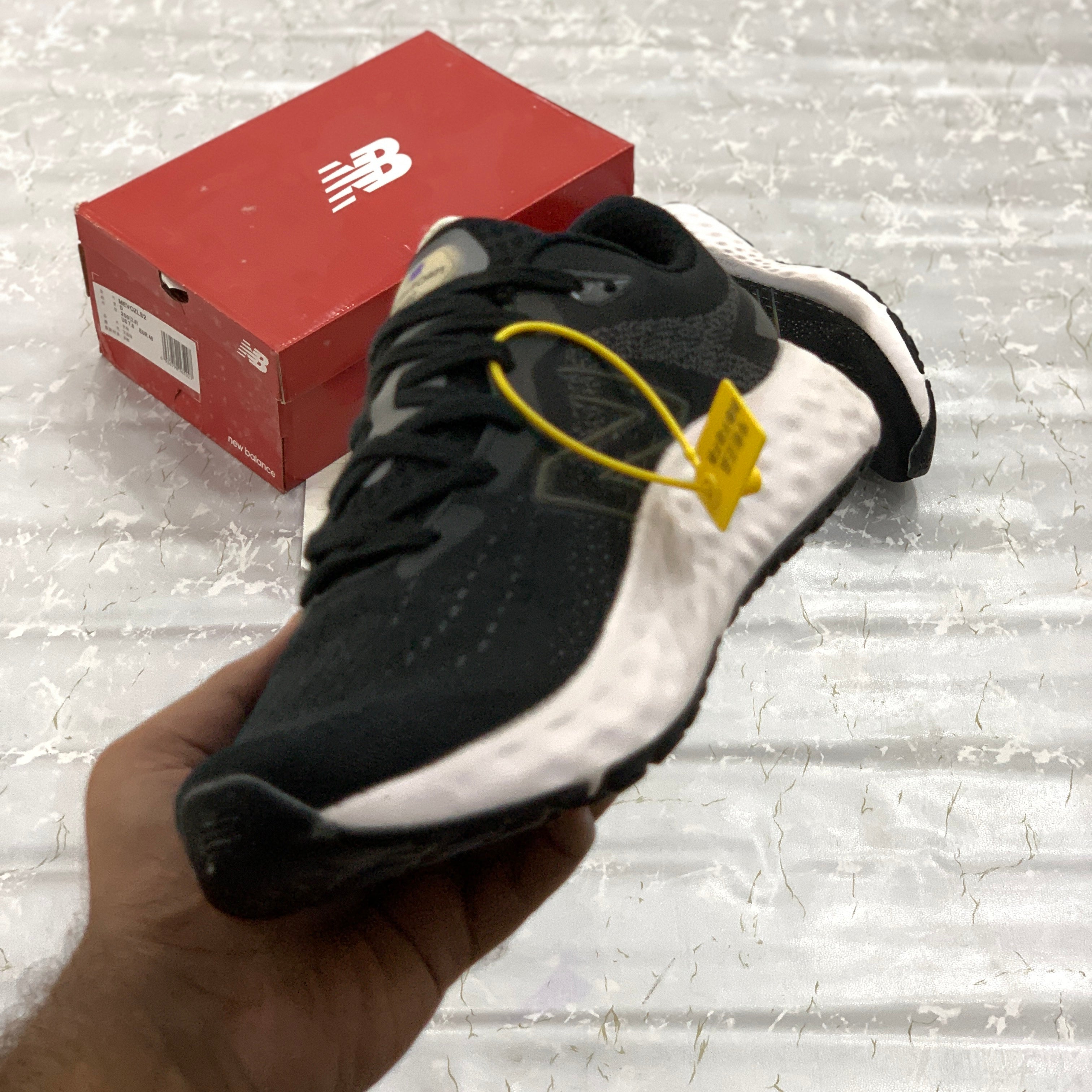 NB Fresh Foam Evoz V2 (Dual Black)