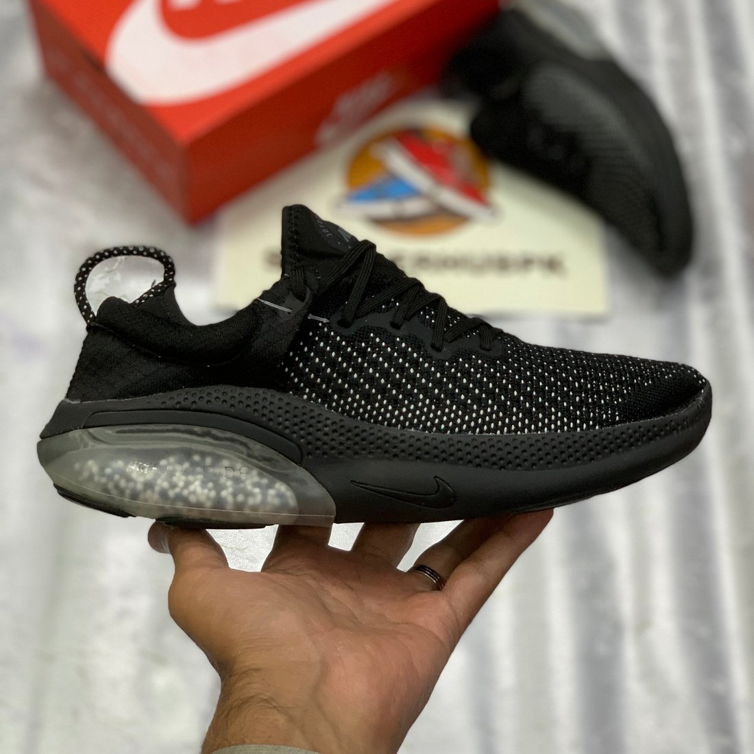 NK Joyriide Runn Flykniit “All Black”