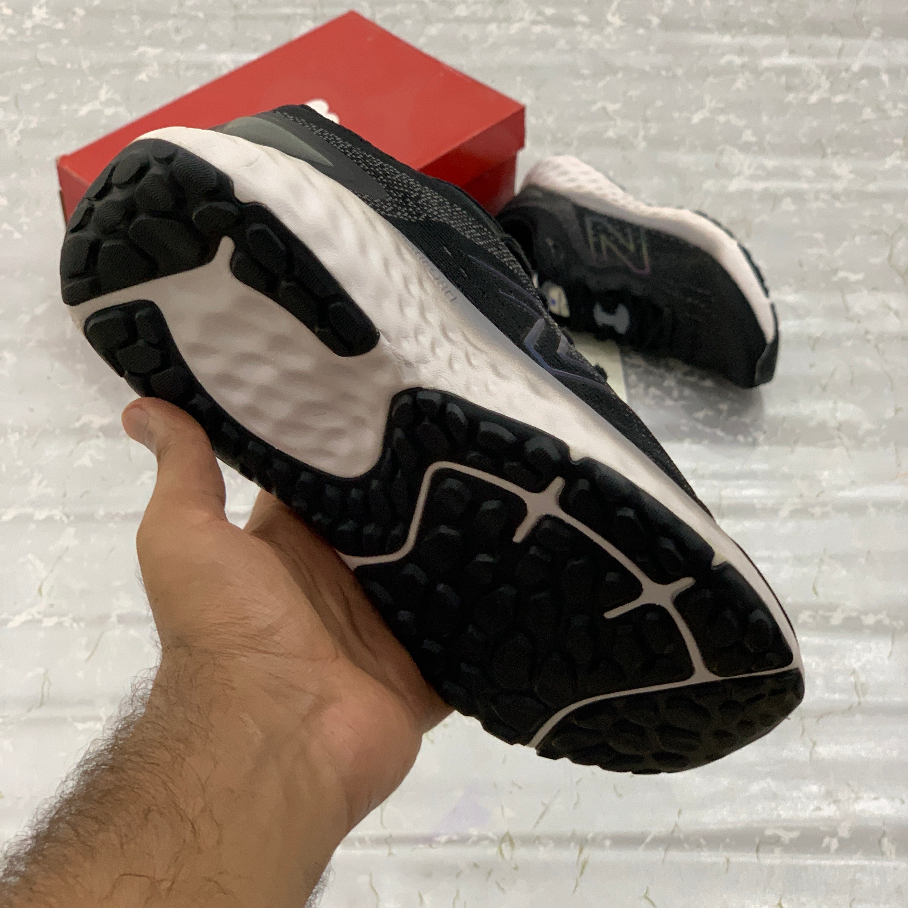 NB Fresh Foam Evoz V2 (Dual Black)