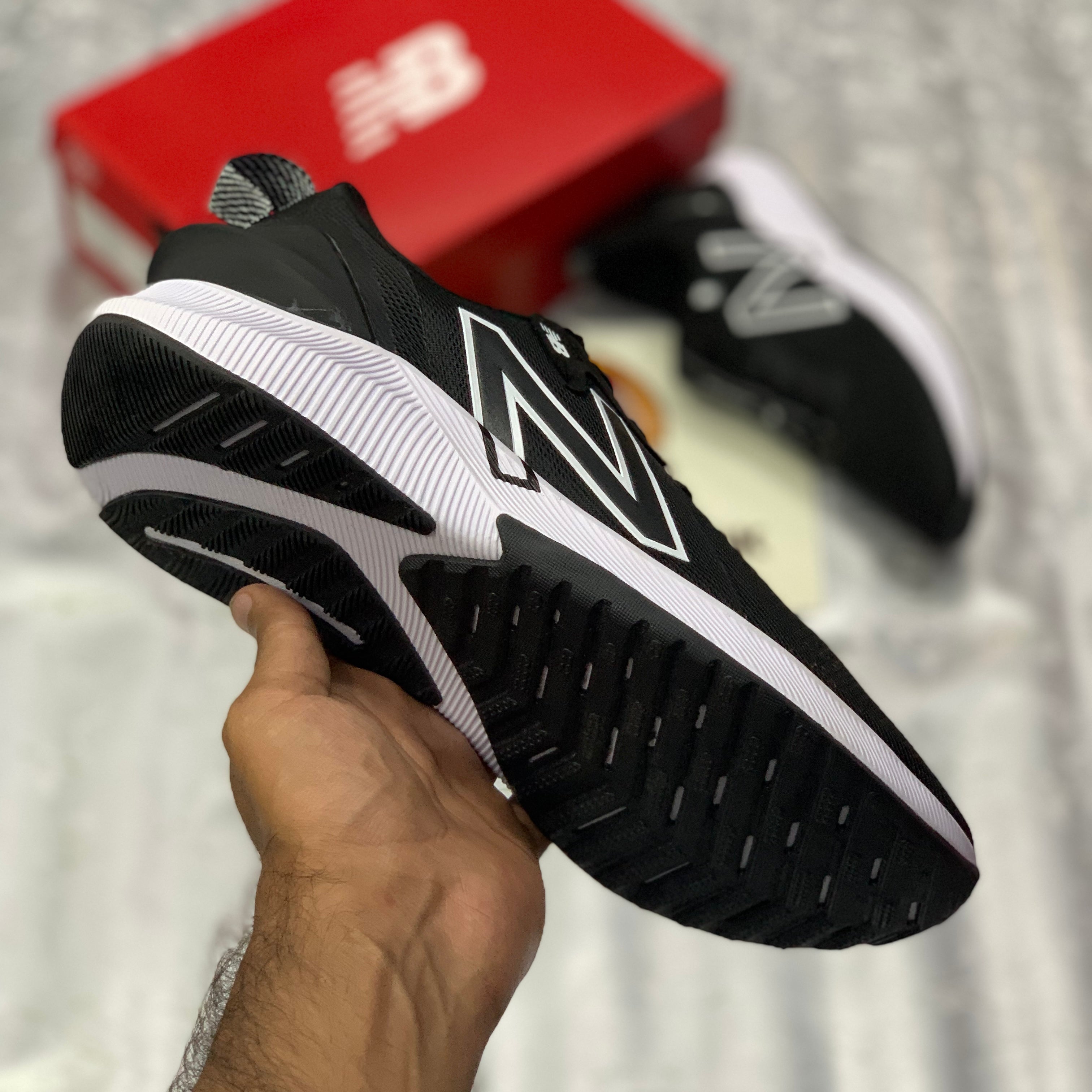 NB FuelCell Propel RMX v2 Black White