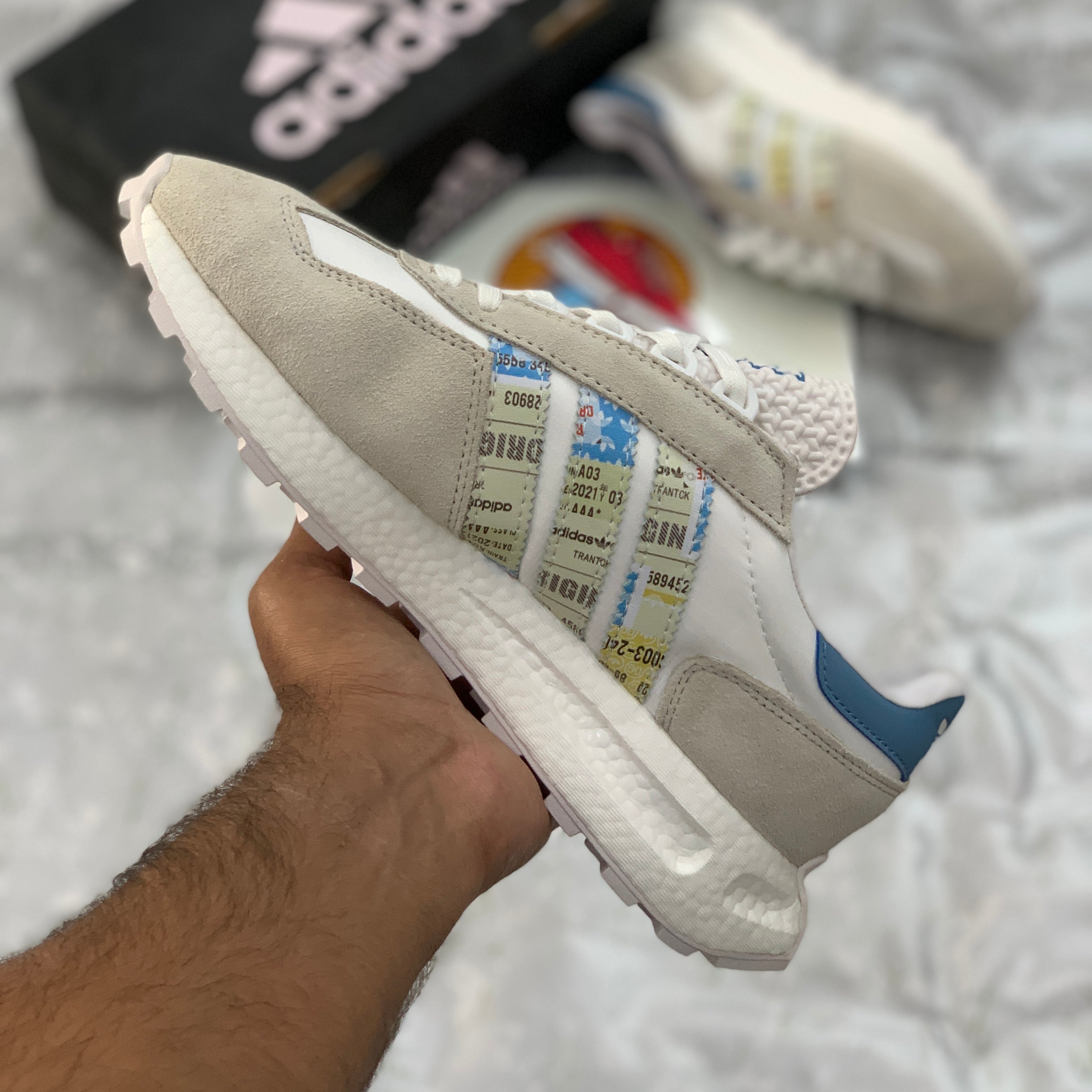 Adi Retropy E5 Trainers  (Blue Art)