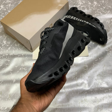 On Cloud Monster (Triple Black)