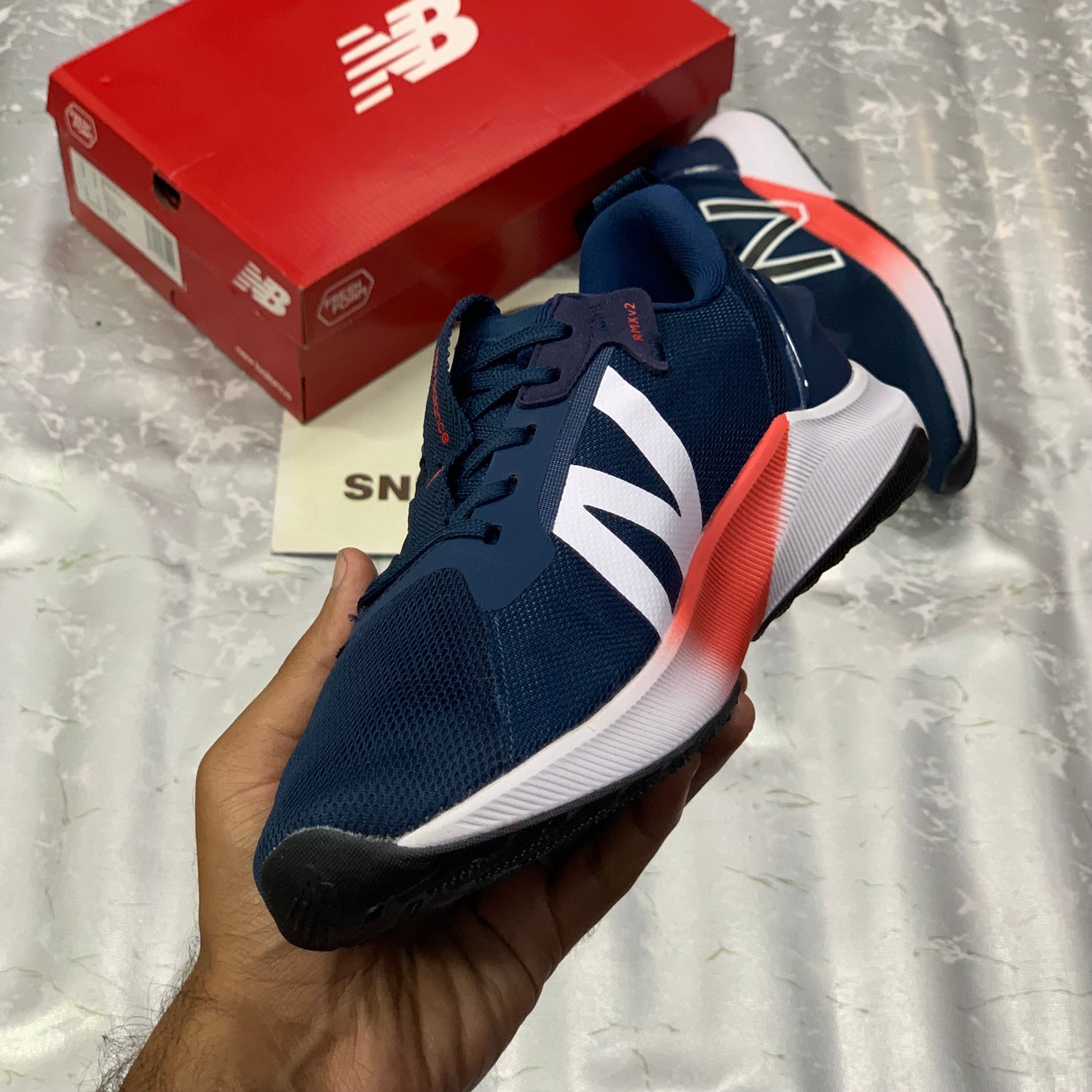 NB FuelCell Propel RMX v2 Navy Orange