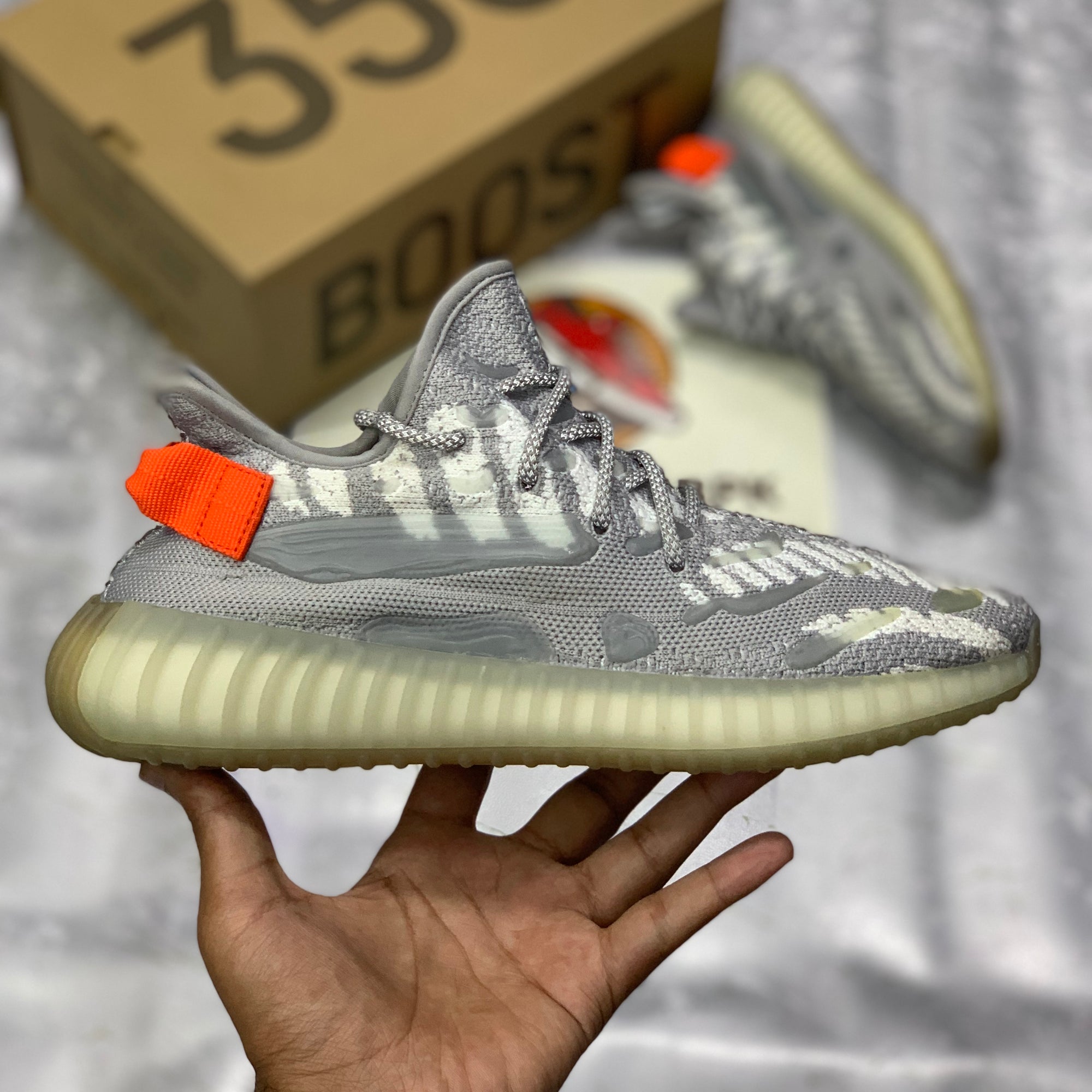 Yeeezzyy 350 v2 "White Tail Light" Real Boost Premuiim Batch