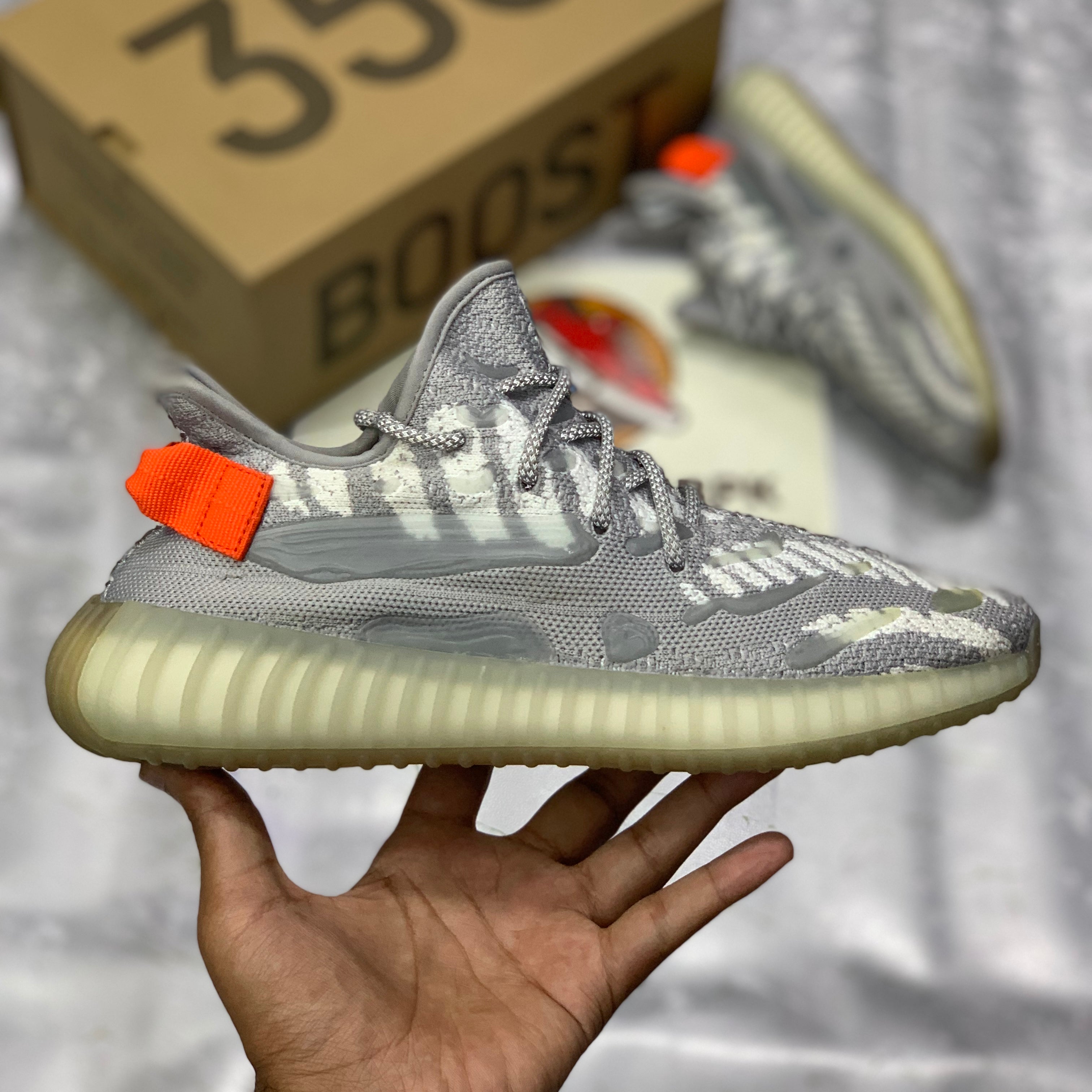 Yeeezzyy 350 v2 "White Tail Light" Real Boost Premuiim Batch