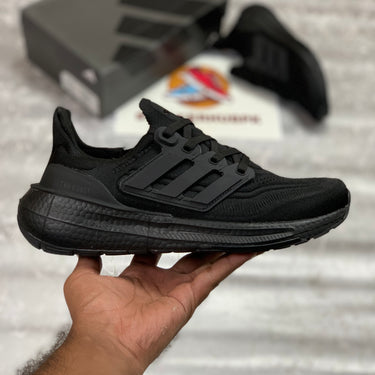 UB 23 “All Black”