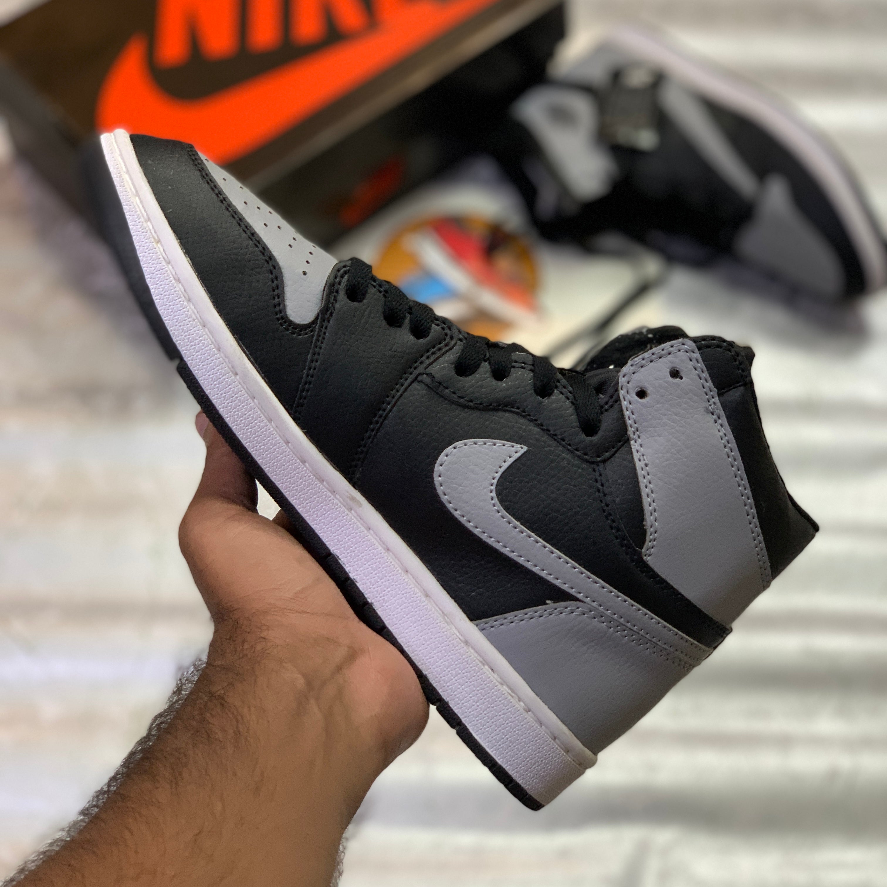 Aj-1s Hiightopps Reversed “Shadow”