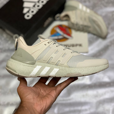 UB EQT Plus (Grey)