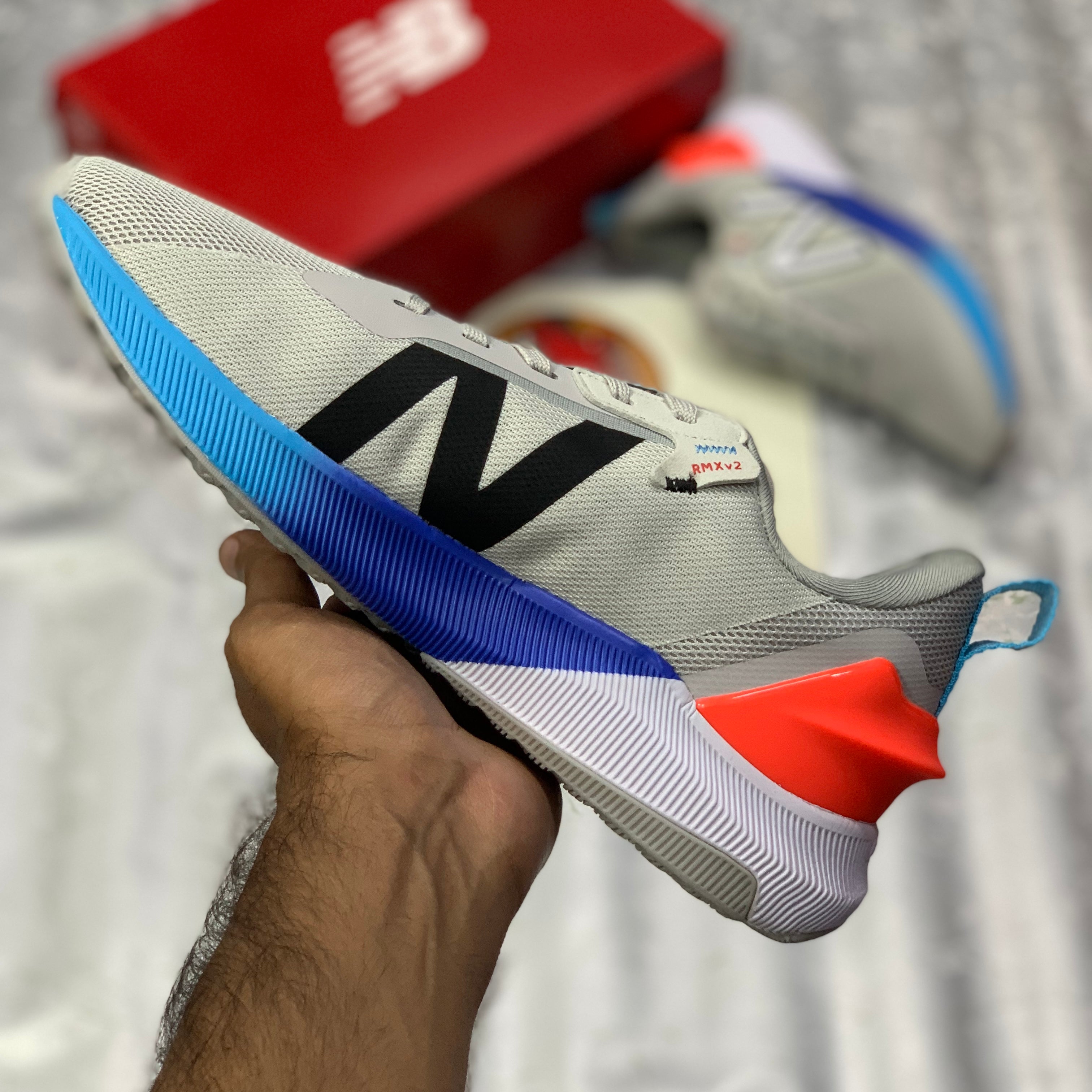NB FuelCell Propel RMX v2 Smoke Bright