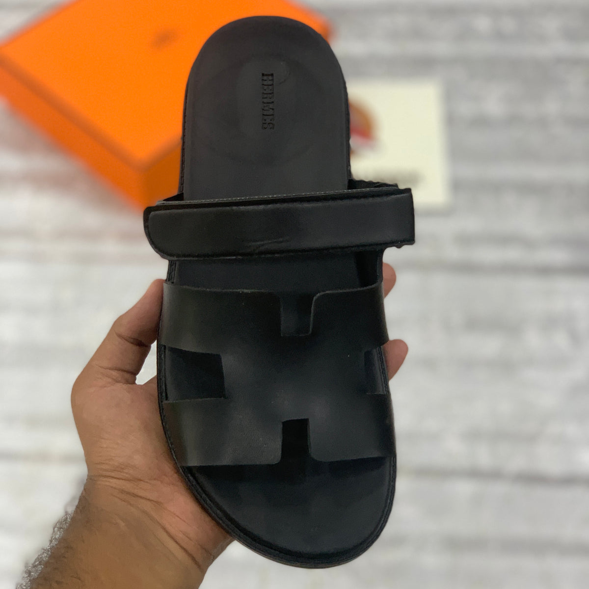 Hrms Chyprre Black