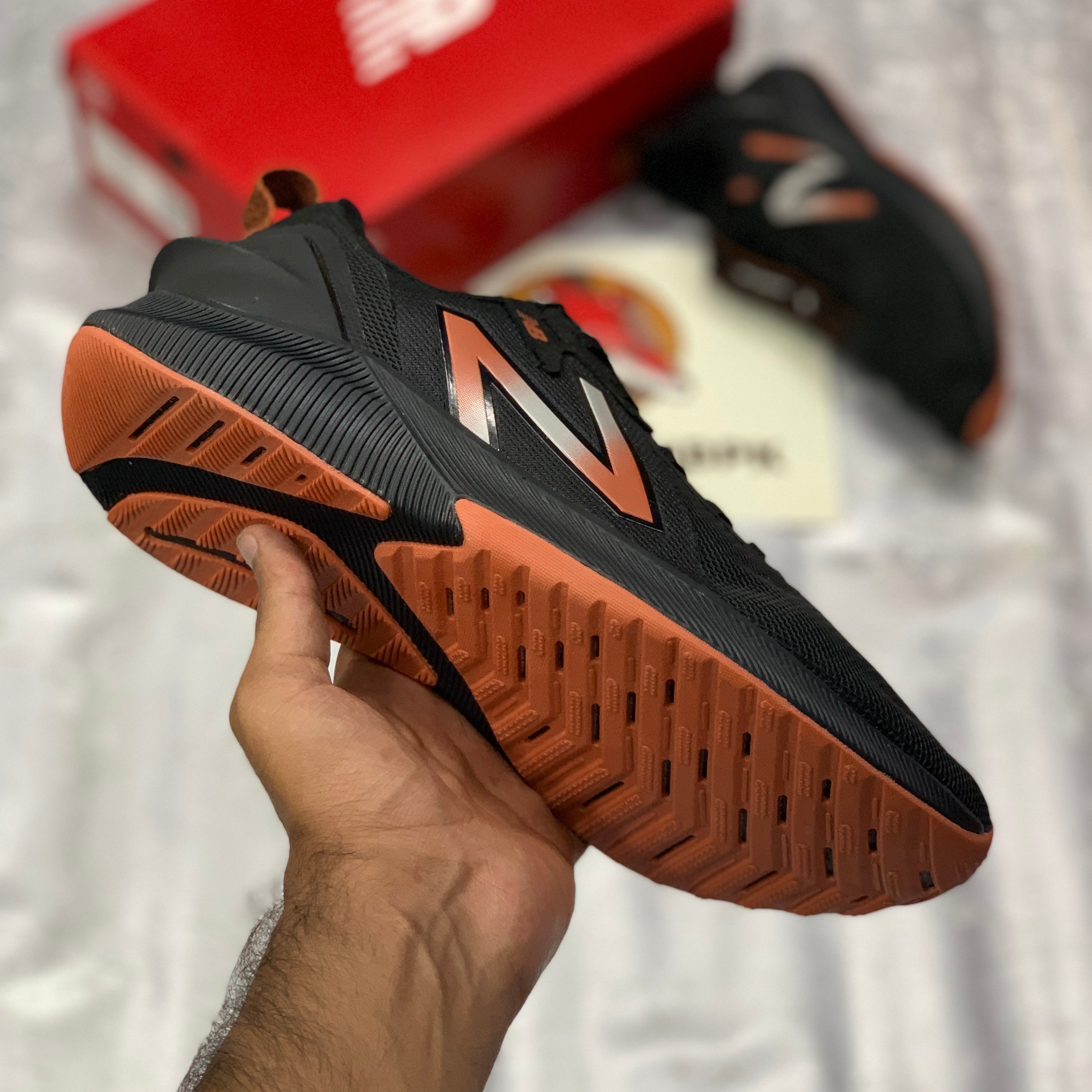 NB FuelCell Propel RMX v2 Black Brown