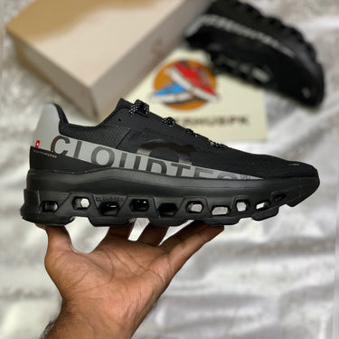 On Cloud Monster (Triple Black)