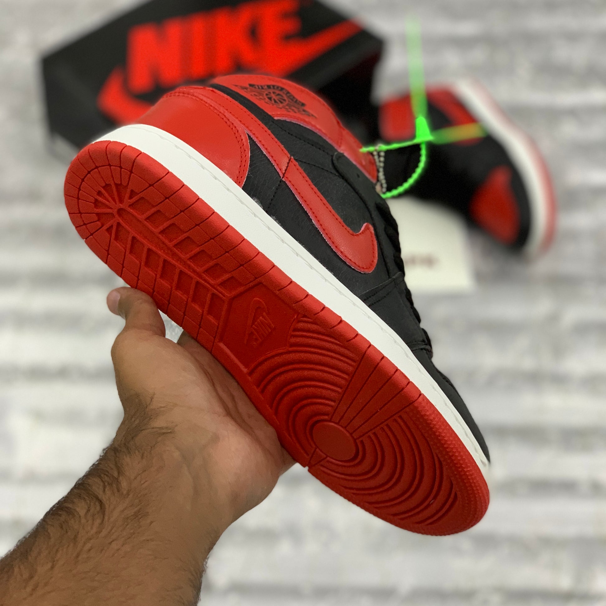 AJ-1 High Bred