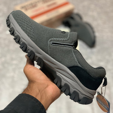 Skeccherrs Dlux Trail Goodyear Sole "Grey"