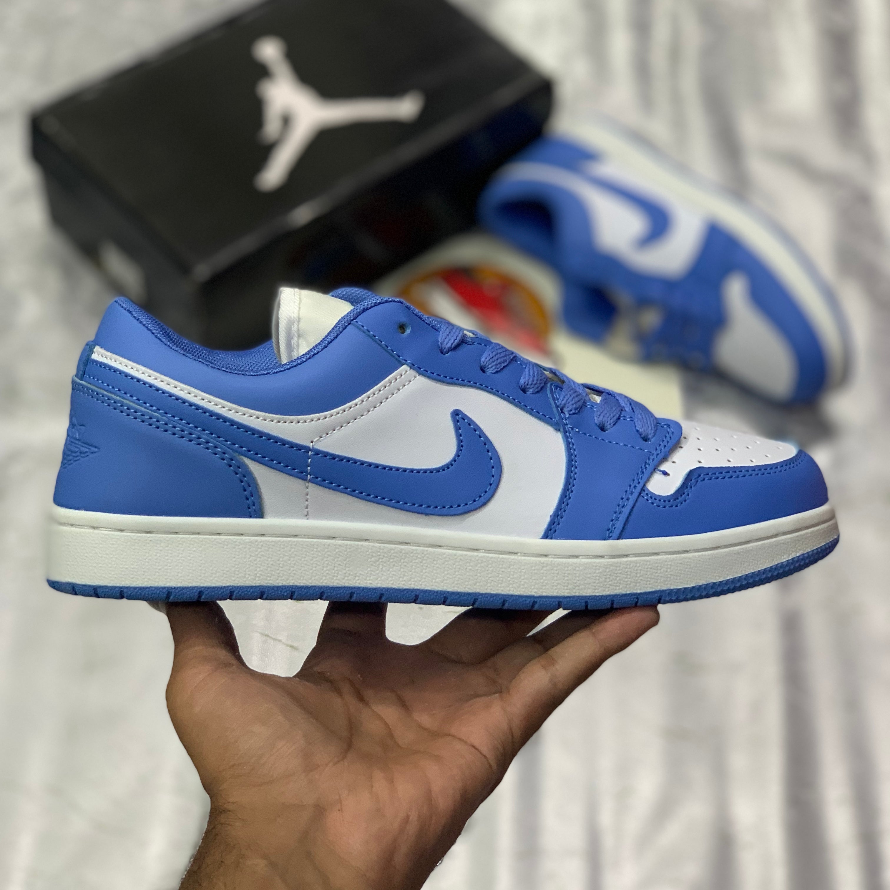 AJ1s Lows âUNC Blueâ â Sneaker Hub