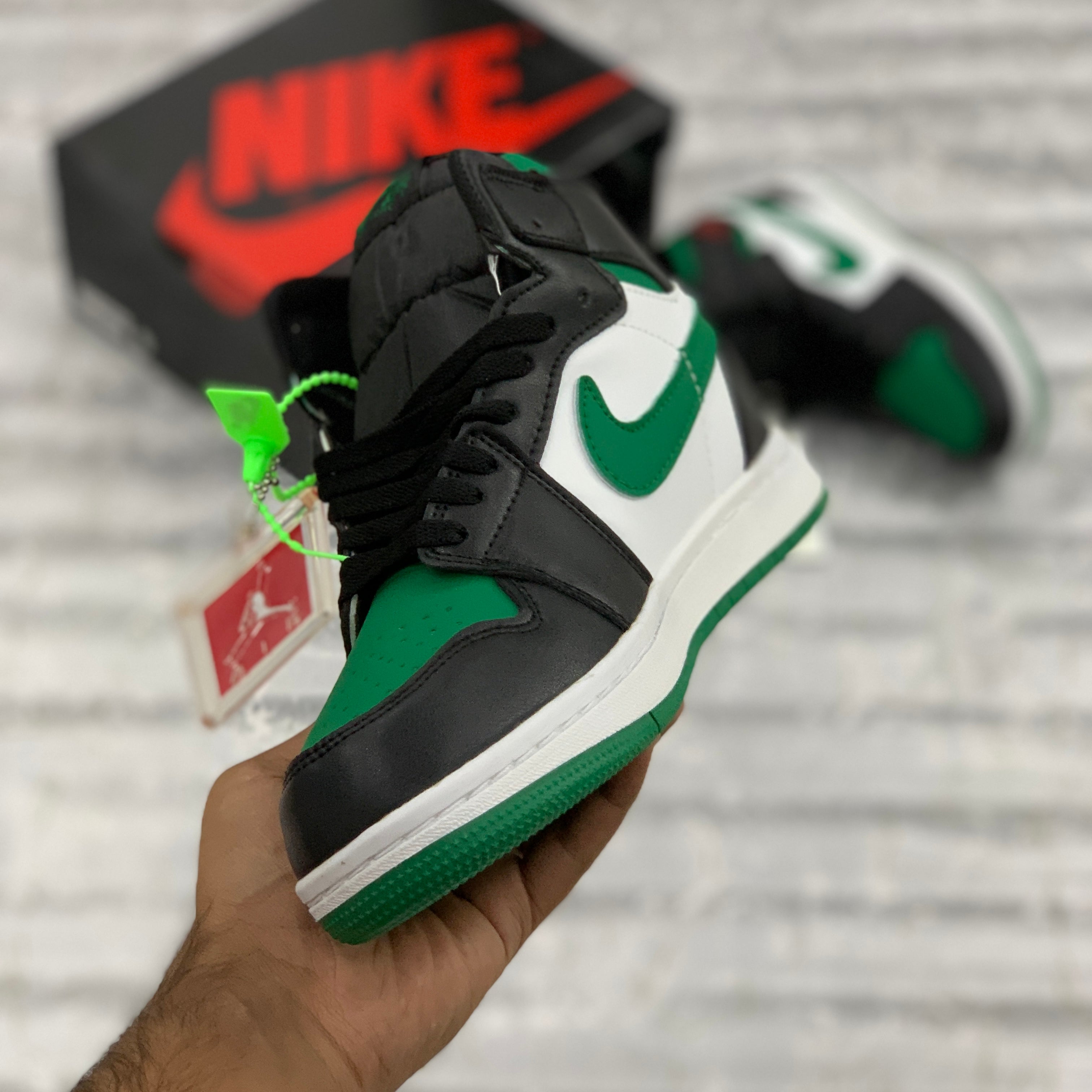 AJ-1 High Pine Green