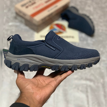 Skeccherrs Dlux Trail Goodyear Sole "Navy"