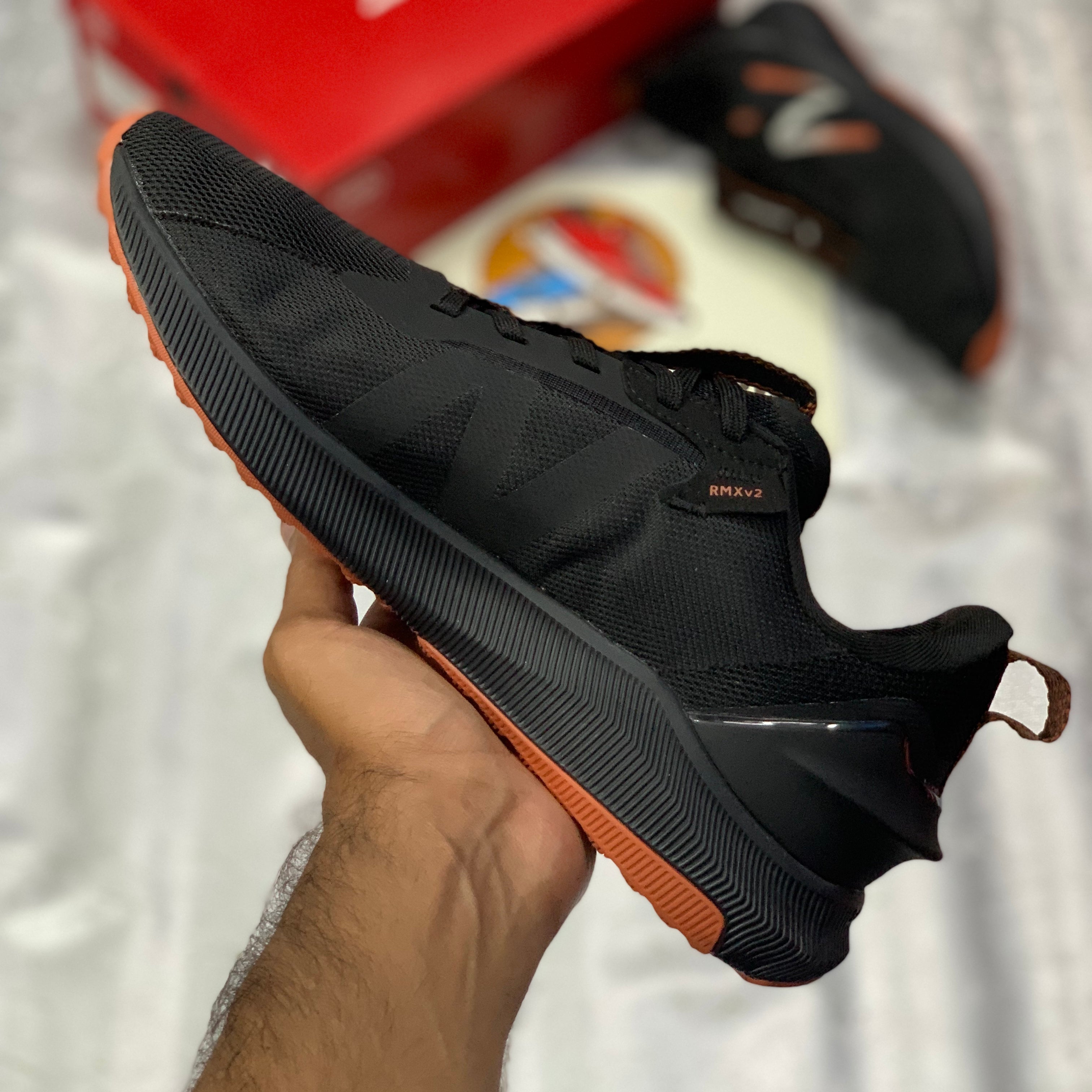 NB FuelCell Propel RMX v2 Black Brown