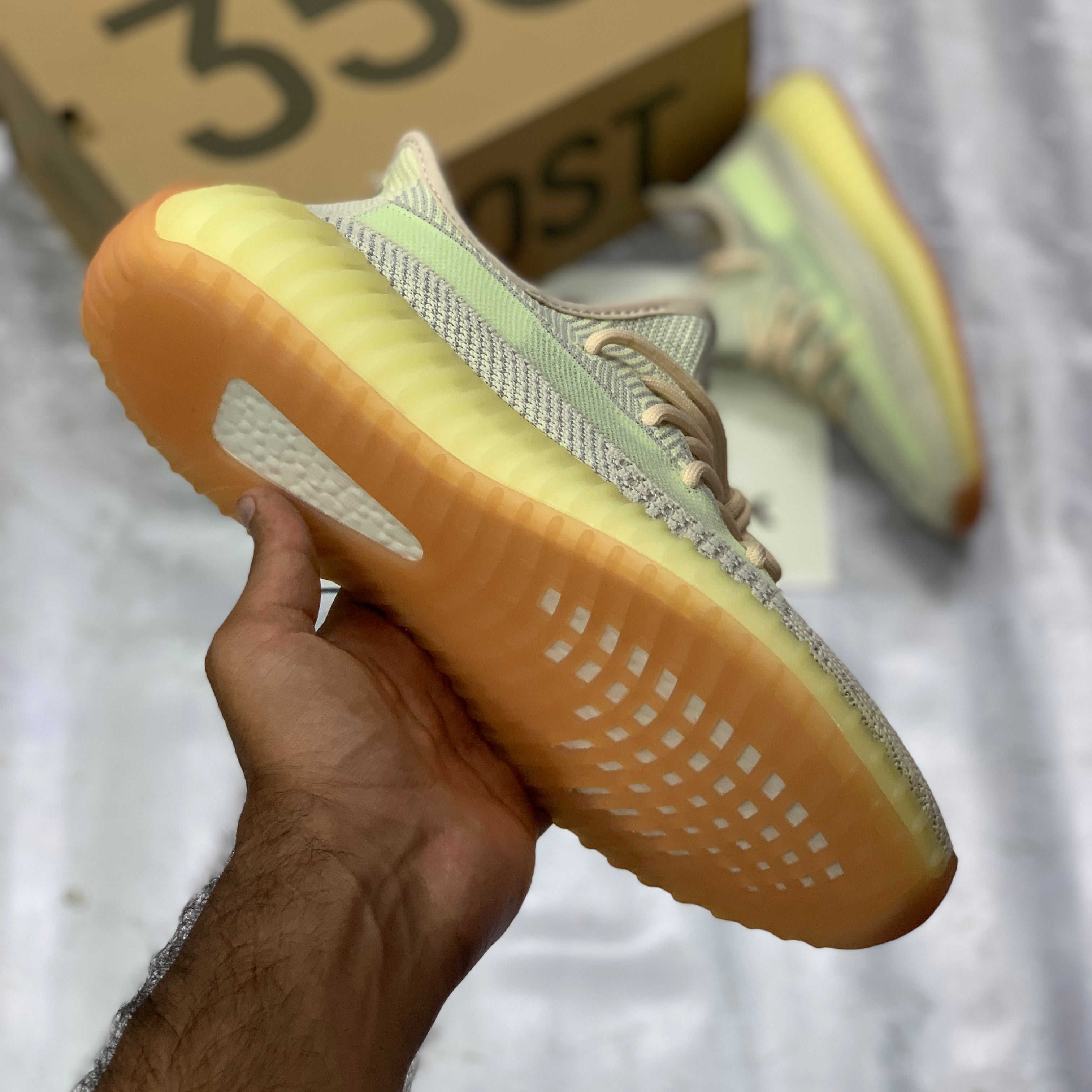 Yeeezzyy 350 v2 (Abez)