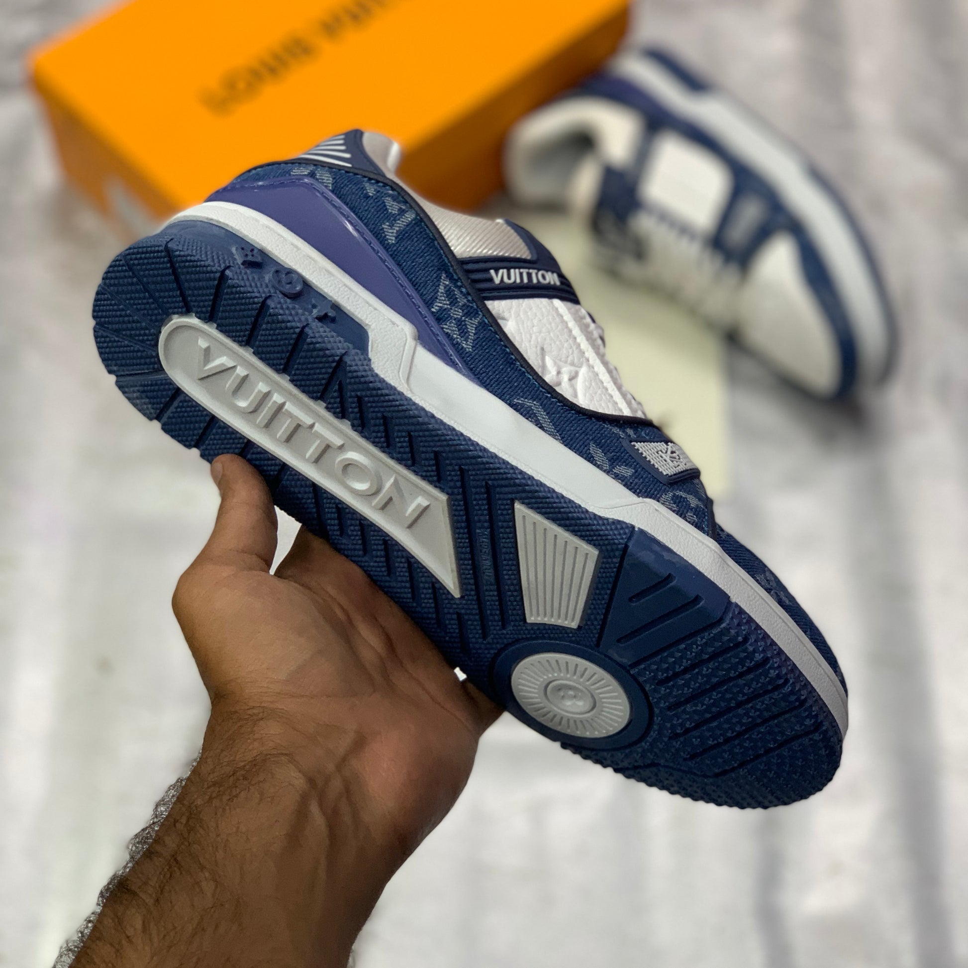 Lo-Vi Trainers Navy