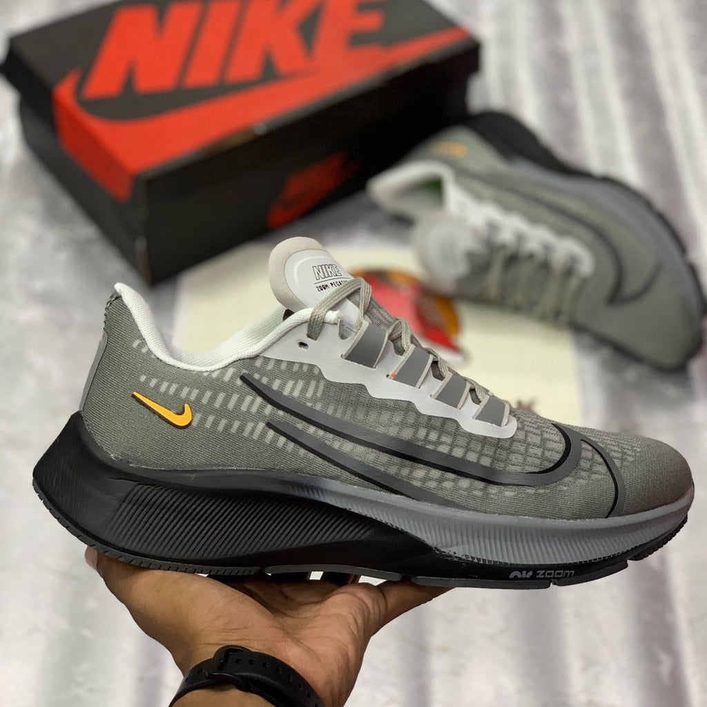 NYK Zooom Peggassus 37 (Dark Grey)