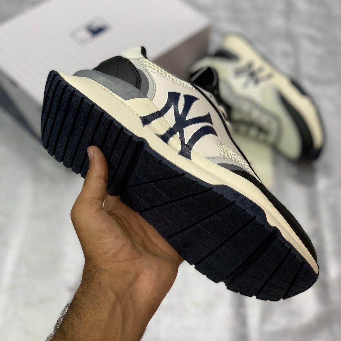 M-L-B Chunkky Messh Trainerrs Signature