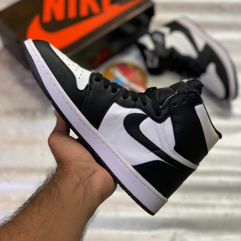 Aj-1s Hiightopps Reversed “Panda”