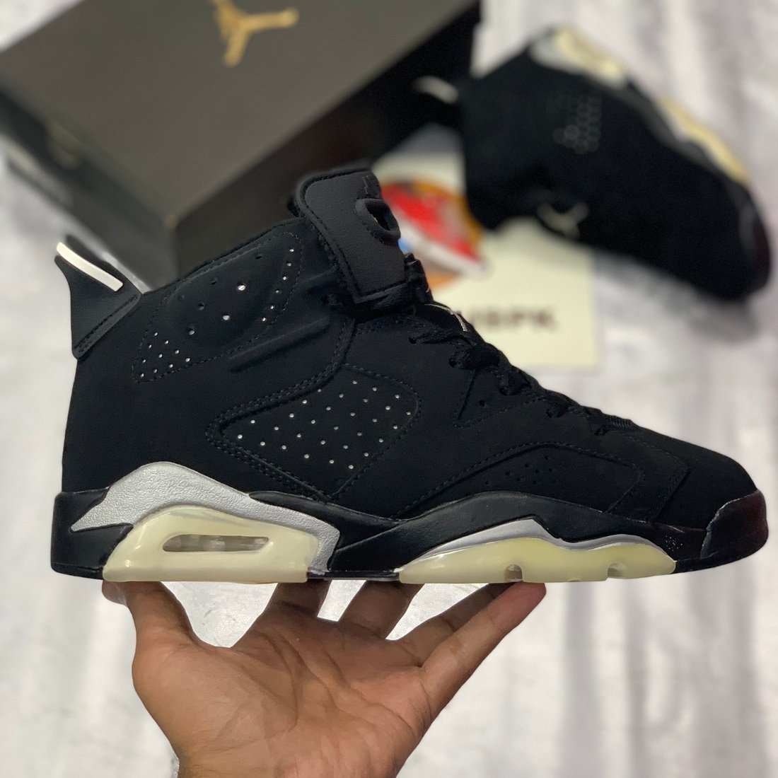 AJJ-6 x Traviiis (Chrrome Black Metallic) Premium Batch
