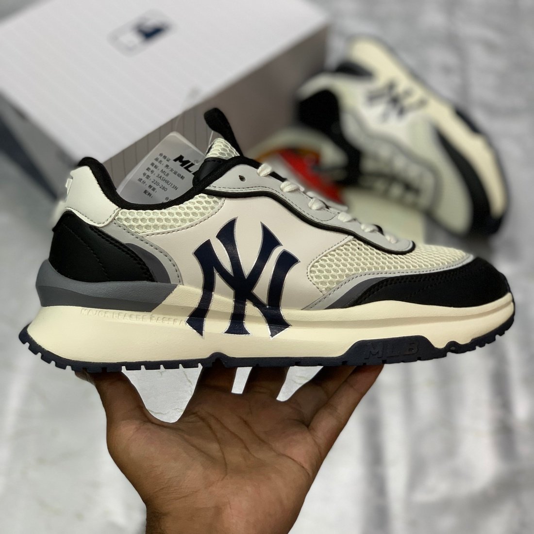 M-L-B Chunkky Messh Trainerrs Signature