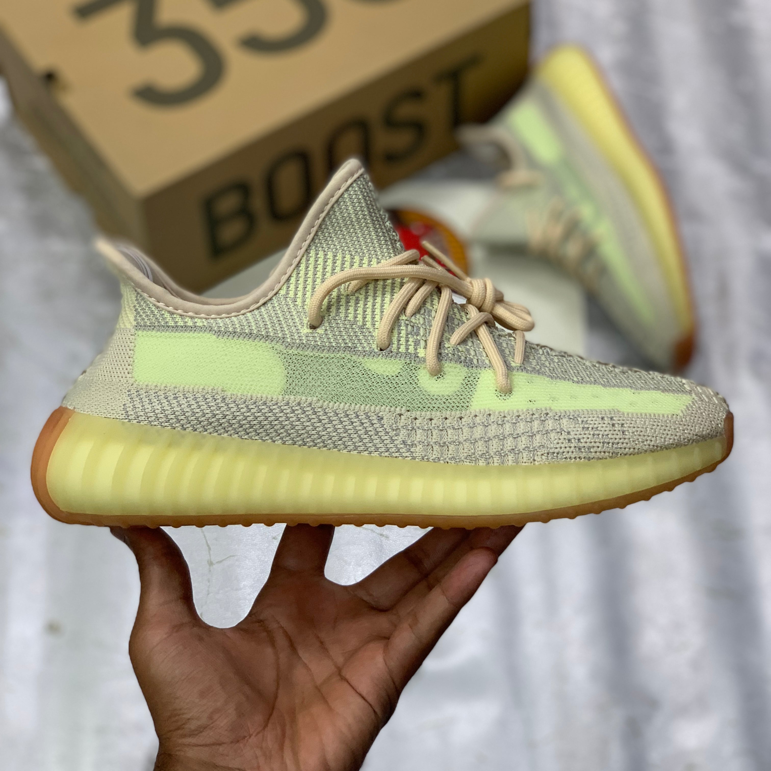 Yeeezzyy 350 v2 (Abez)
