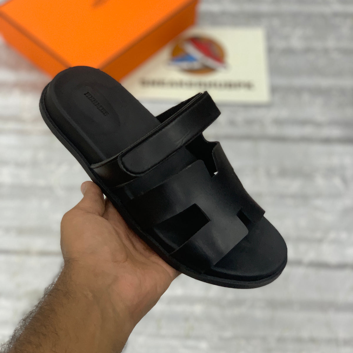 Hrms Chyprre Black