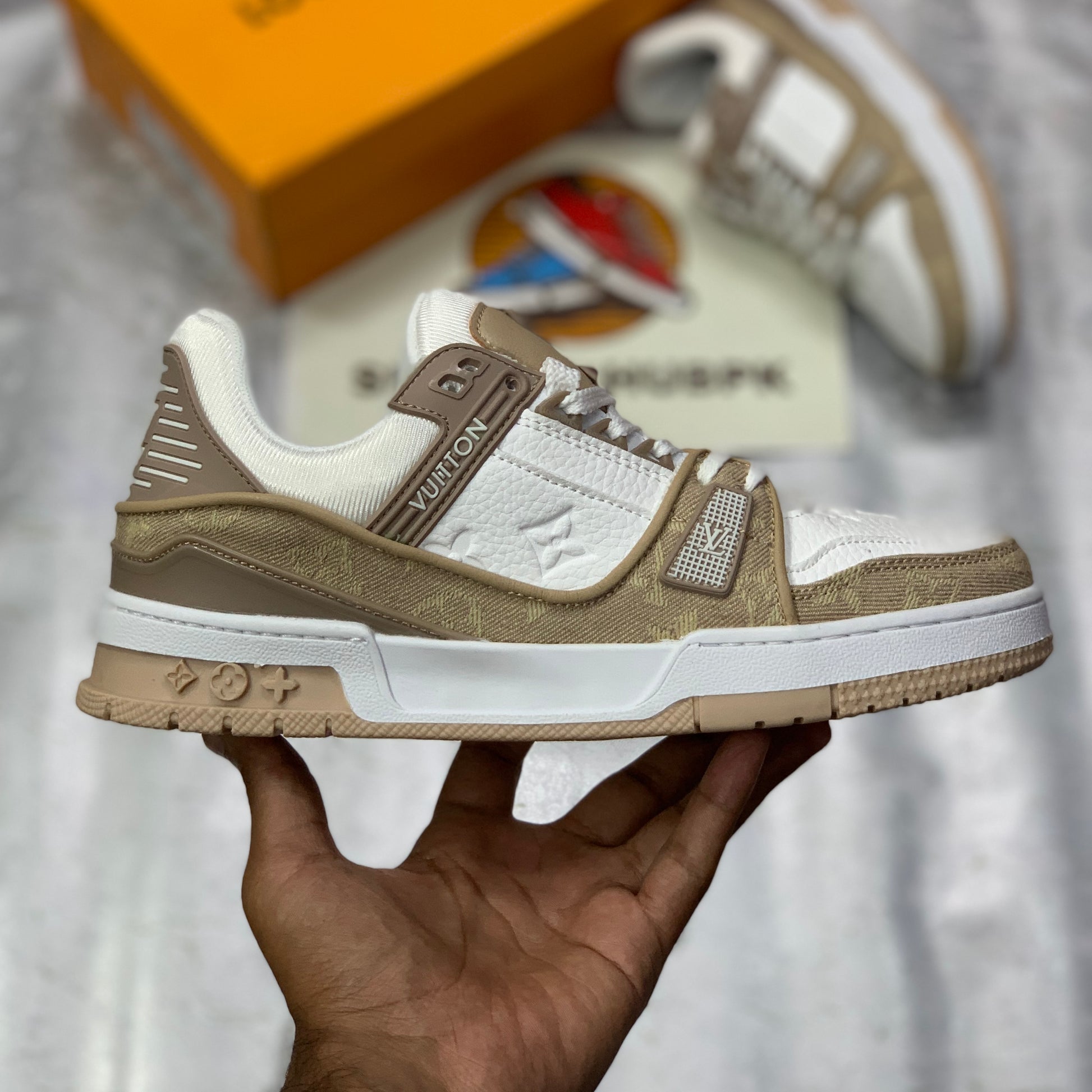 Lo-Vi Trainers Cream