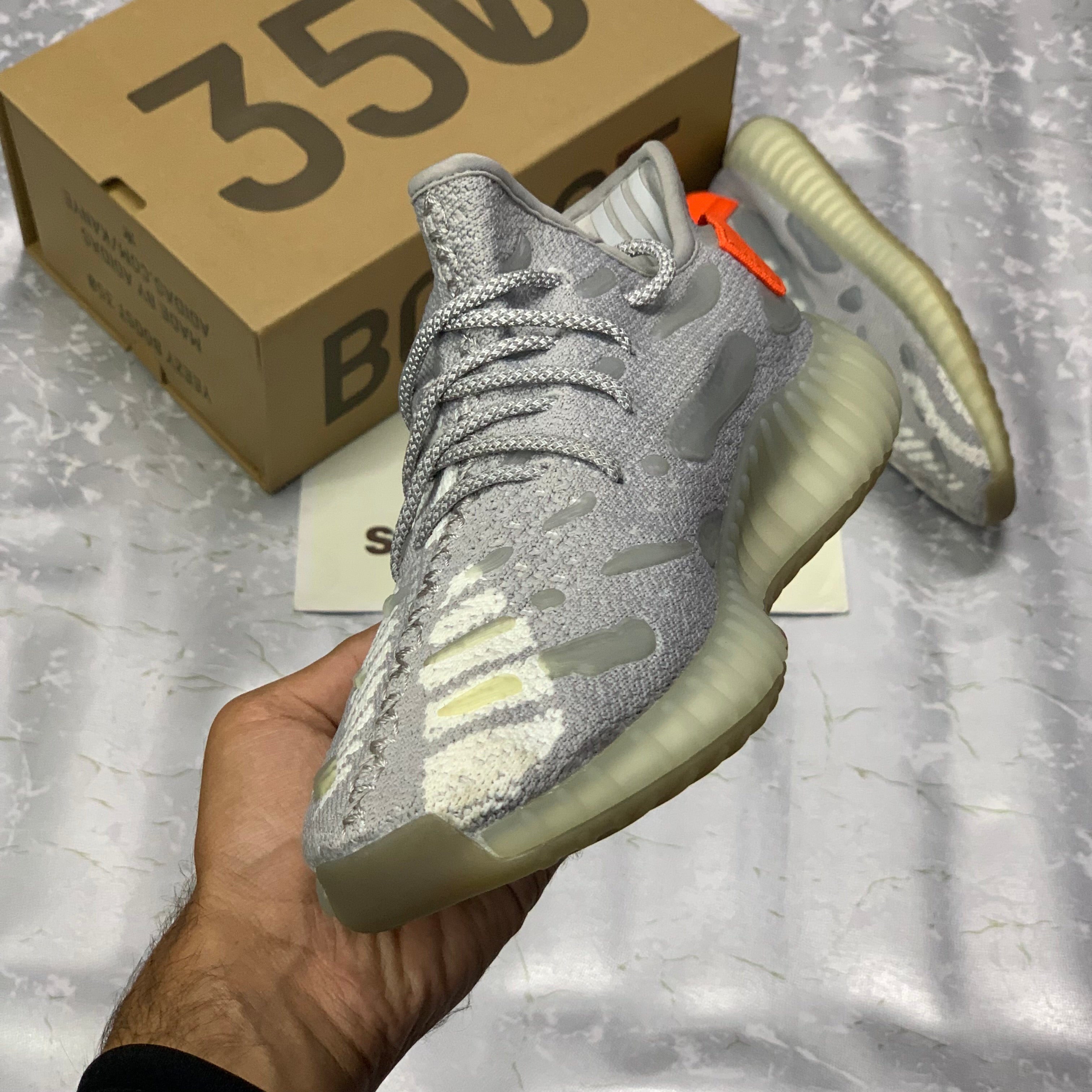Yeeezzyy 350 v2 "White Tail Light" Real Boost Premuiim Batch