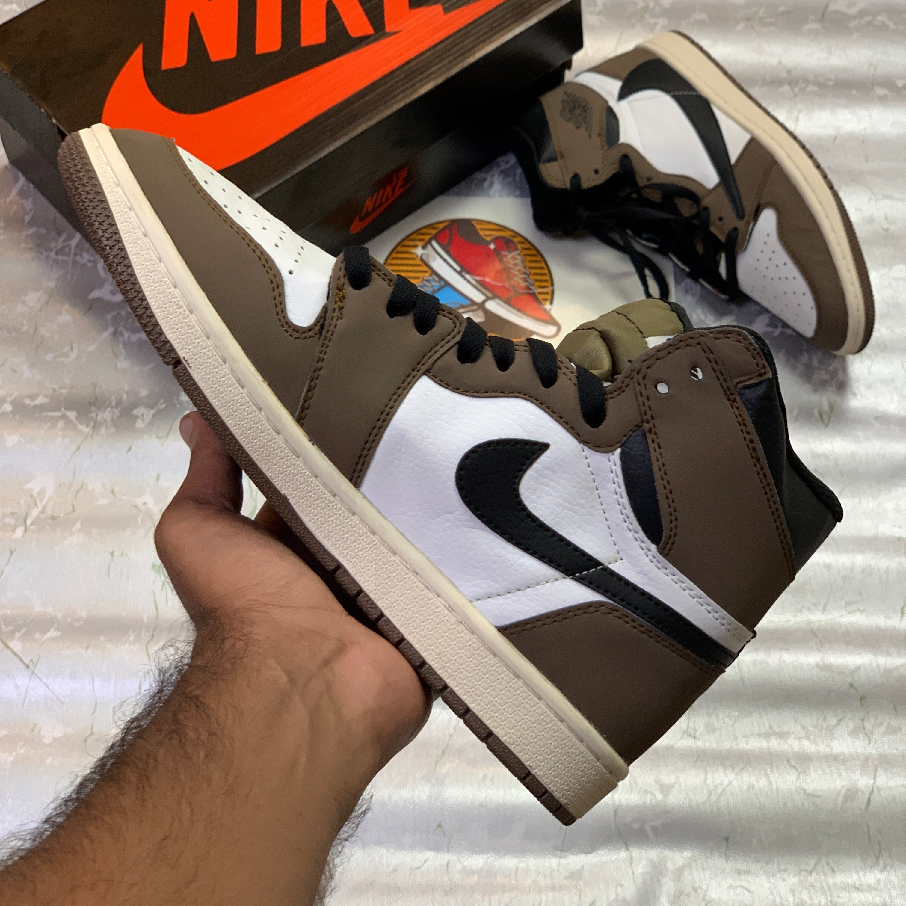 Aj-1s Hiightopps Traviis