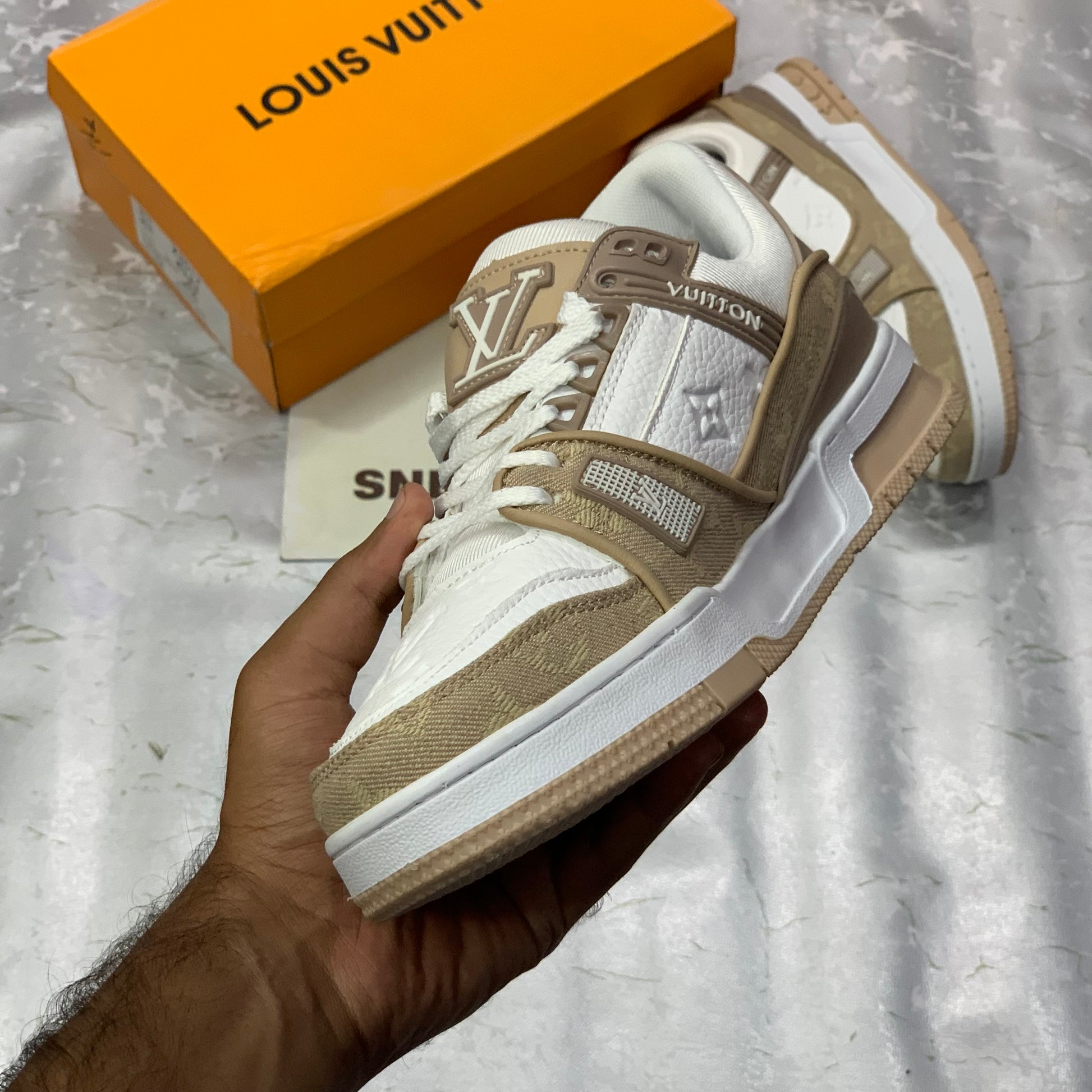 Lo-Vi Trainers Cream