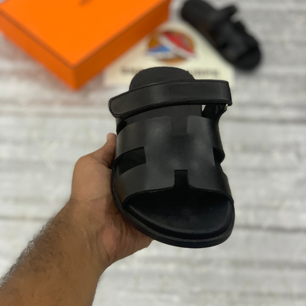 Hrms Chyprre Black