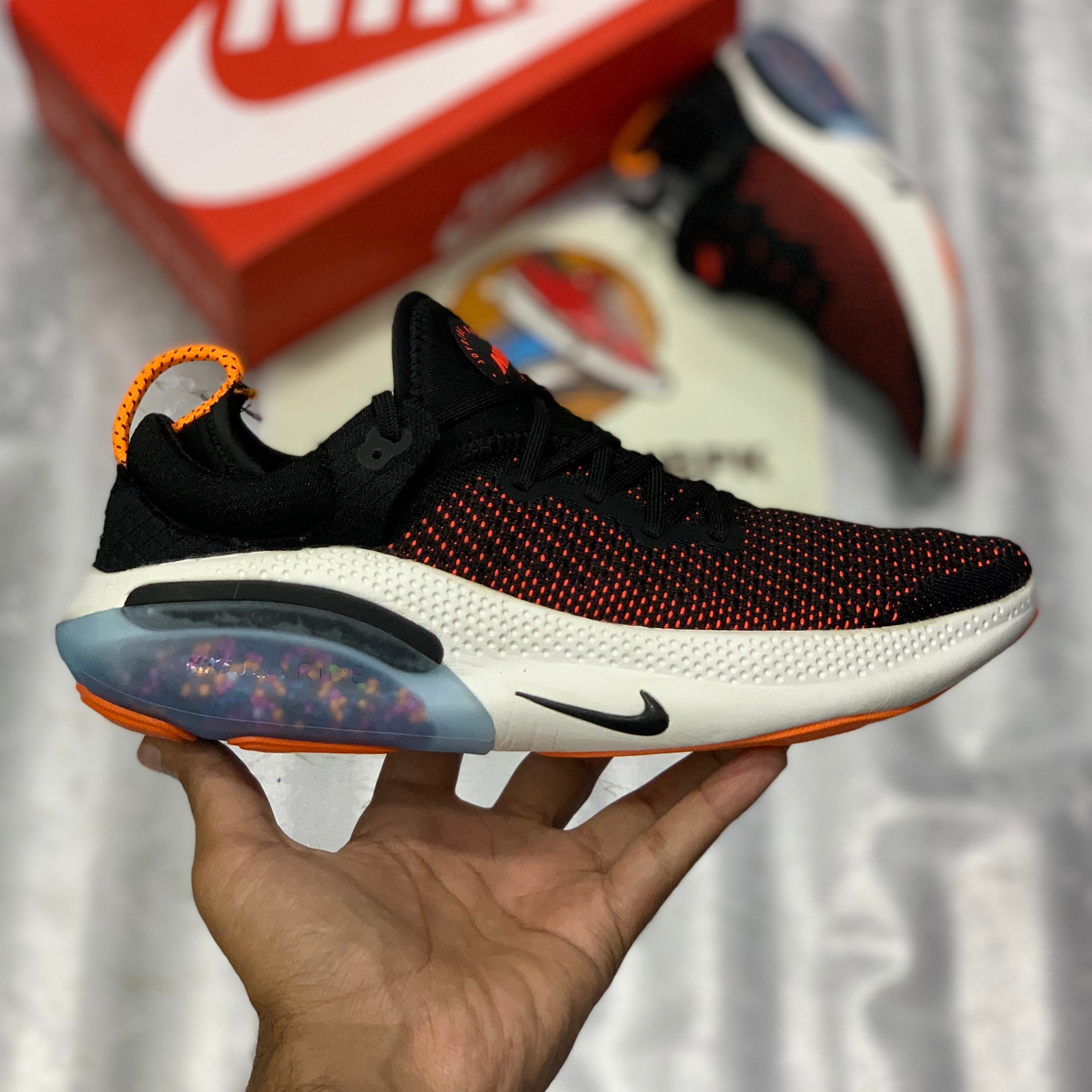 NK Joyriide Runn Flykniit “Black Orange”