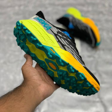 Hoka SpeedGoat 5 (Hyper Black)