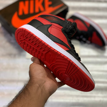 Aj-1s Hiightopps Reversed “Bred”