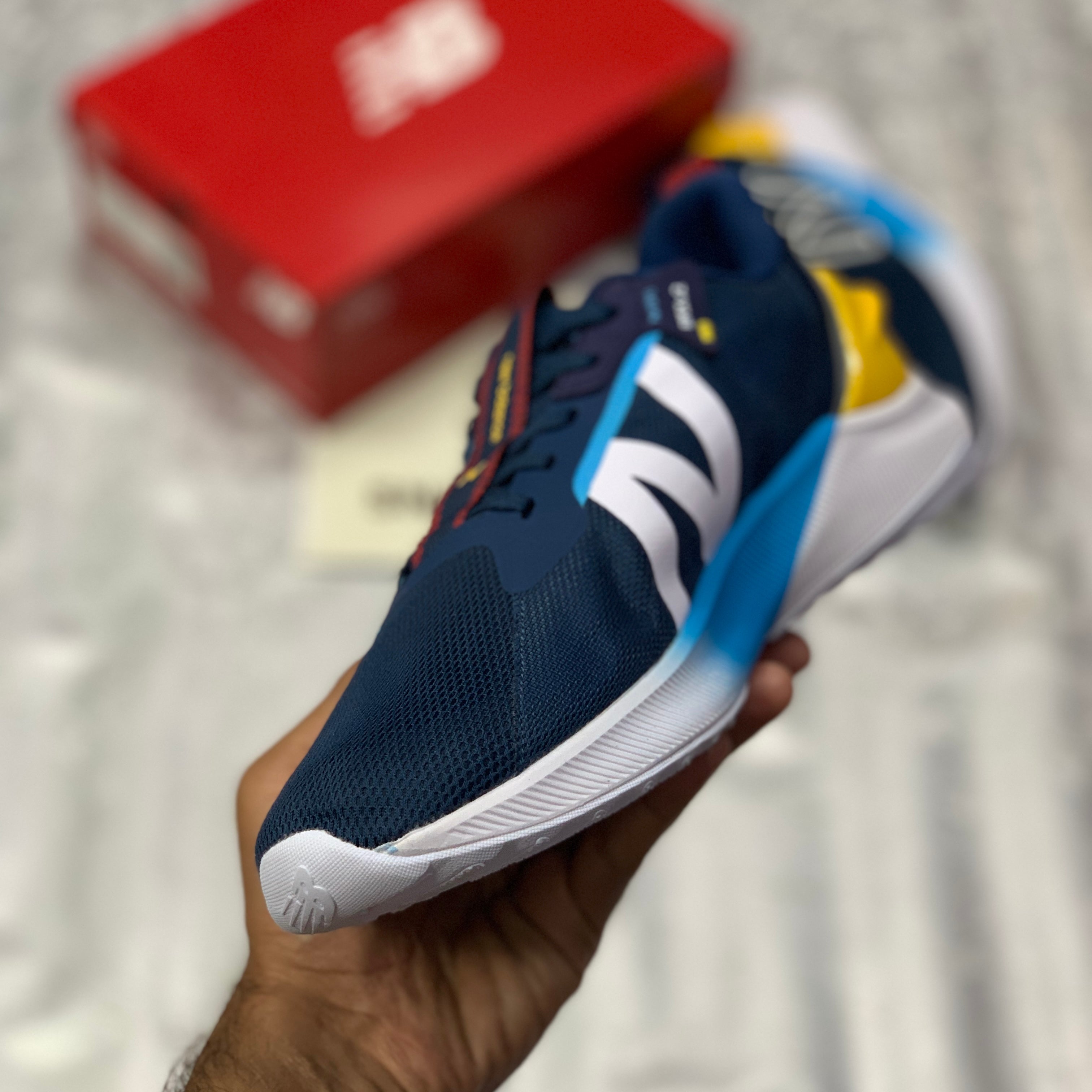 NB FuelCell Propel RMX v2 Navy Yellow