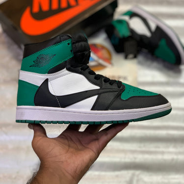 Aj-1s Hiightopps Reversed “Pine Green”