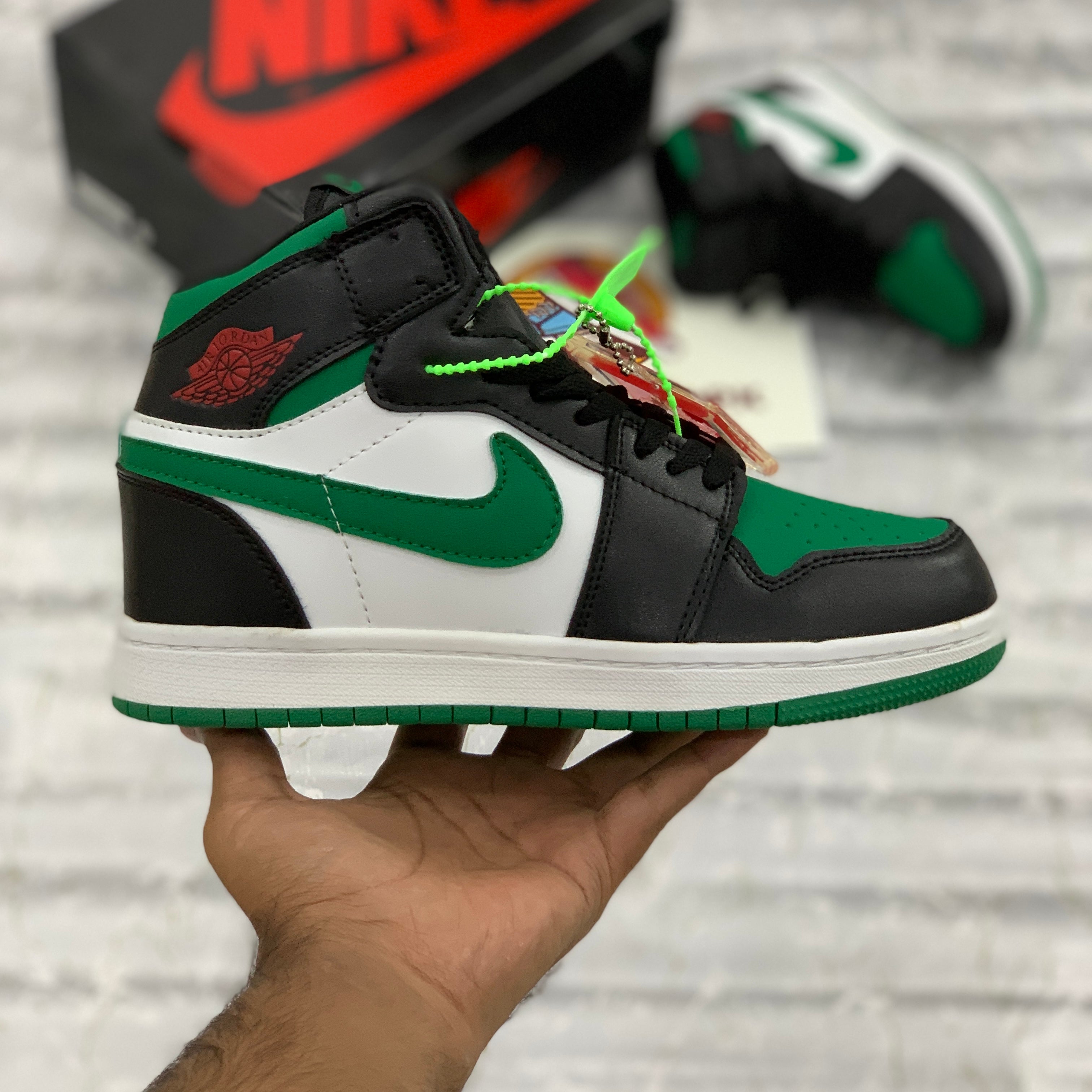 AJ-1 High Pine Green