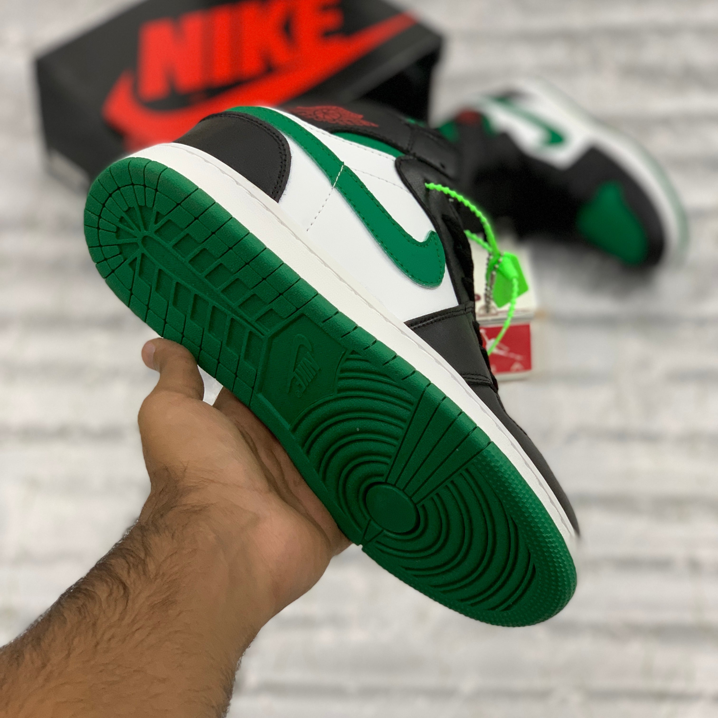 AJ-1 High Pine Green