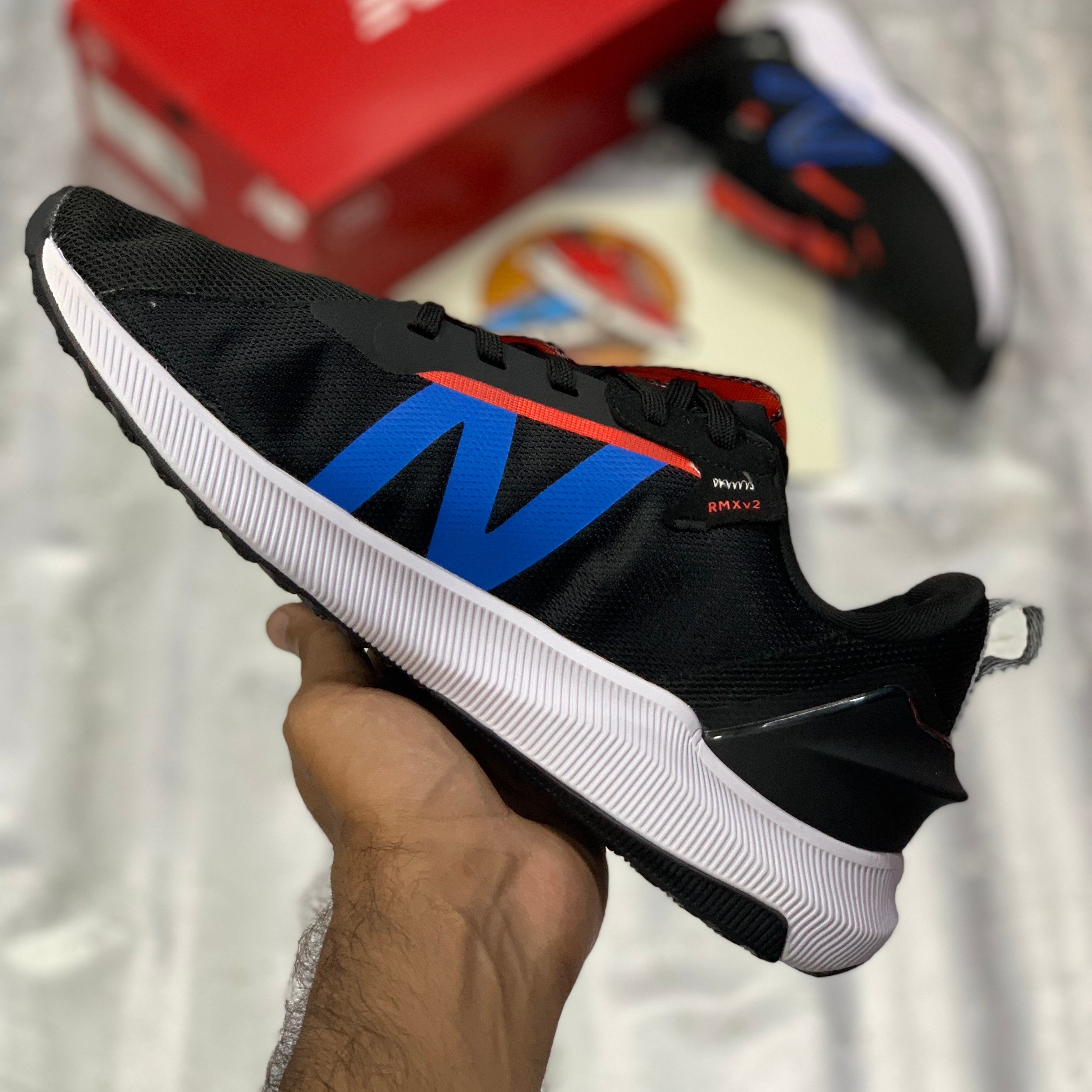 NB FuelCell Propel RMX v2 Black Glow