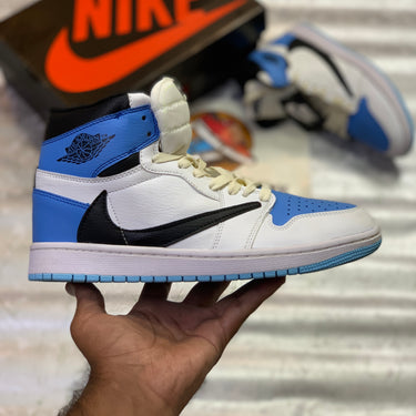 Aj-1s Hiightopps Reversed “Uni Blue”