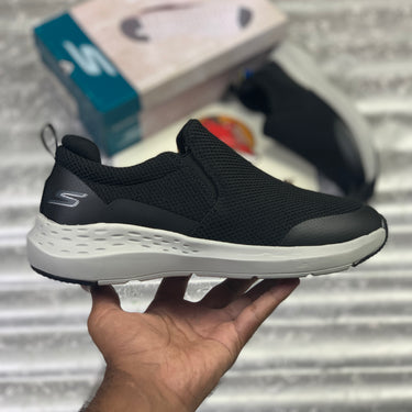 Skecherrs Gowalk Evolution Ultra "Black"